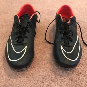 Sz 11 Nike Mercurial Soccer Cleats
